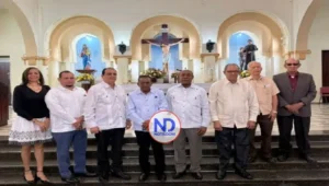 JCE completa entrega de cédulas a liderazgo PRM, FP y PLD