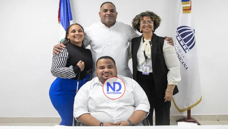 Conadis instruye a comunicadores sobre cómo referirse a personas con discapacidad