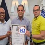 Unión Deportiva reconoce al alcalde de Mao por su apoyo al deporte