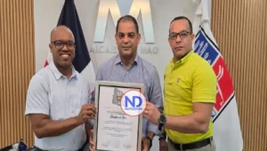 Unión Deportiva reconoce al alcalde de Mao por su apoyo al deporte