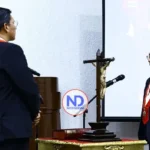 El congresista José María Balcázar jura como nuevo presidente interino de Perú