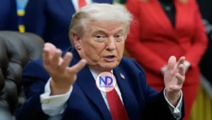 Donald Trump dice que subirá nuevo arancel global a un 15 %