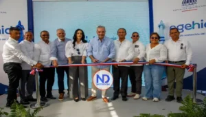 Presidente entrega carreteras en la provincia Santiago Rodríguez
