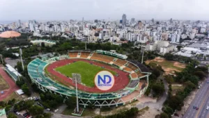 Llega el sintético de las dos pistas del Centro Olímpico Juan Pablo Duarte