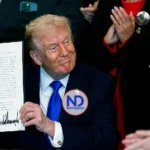 Entra en vigor el nuevo arancel global 15% impuesto por Trump