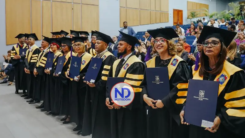 Gradúan los primeros doctores en Ciencias de la Educación RD 2 Gradúan los primeros doctores en Ciencias de la Educación RD