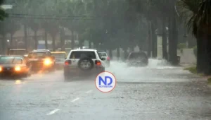 Anuncian para hoy aguaceros, tronadas y oleaje peligroso