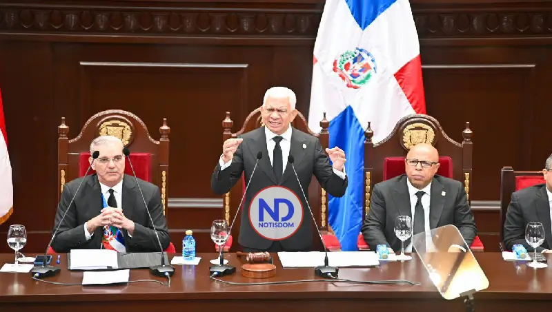 Ricardo de los Santos resalta ejercicio del Congreso Nacional en favor de la institucionalidad y la democracia