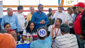 Propeep lleva jornada “Primero Tú” a Villa González y respalda a familias del sector tabacalero