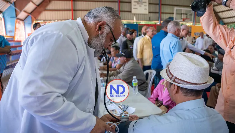 NOTISDOM FOTOS PF2026 2026 02 13T002341.195 Propeep lleva jornada “Primero Tú” a Villa González y respalda a familias del sector tabacalero