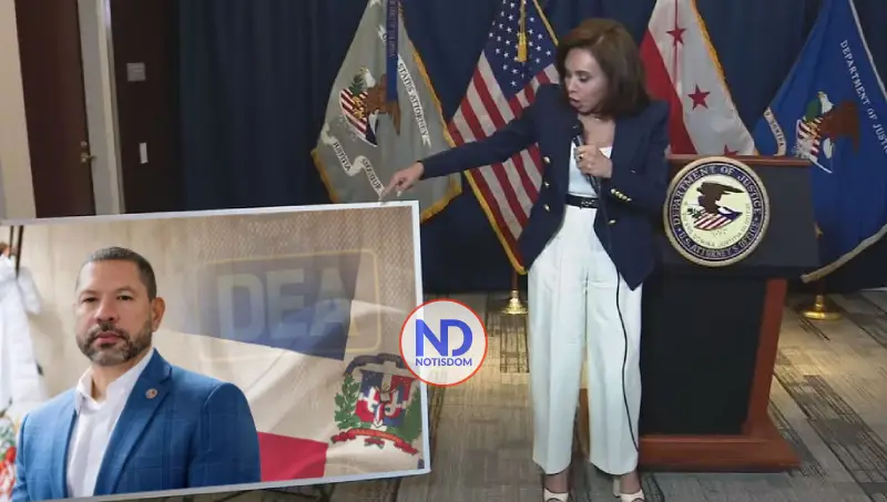 Arrestan a exjefe de la DEA en República Dominicana acusado de soborno y fraude migratorio 2 Arrestan a exjefe de la DEA en República Dominicana acusado de soborno y fraude migratorio