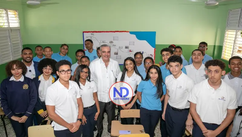 Abinader anuncia salto digital “exponencial” y proyecta a RD como potencia regional en tecnología