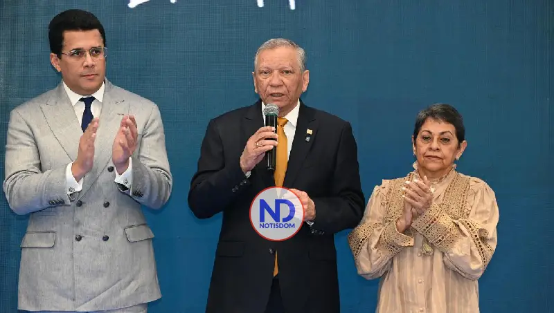 Banreservas ofrece financiamiento “con los bolsillos llenos” a inversionistas colombianos en ANATO 2026 2 Banreservas ofrece financiamiento “con los bolsillos llenos” a inversionistas colombianos en ANATO 2026