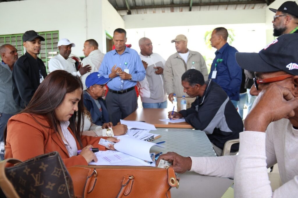 Pruebas de dopaje a conductores de la OMSA OMSA realiza pruebas de dopaje a colaboradores en SD, Santiago y Barahona