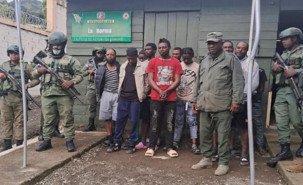 SENPA 3 Senpa detiene 561 personas en parques nacionales e incauta vehículos