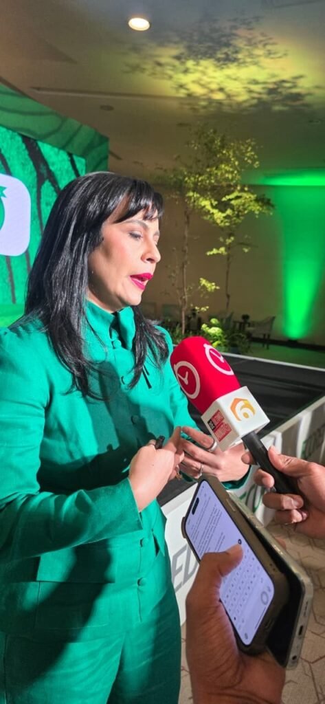 Chisty Luciano Ecored afirma crisis internacional muestra necesidad de acelerar transición energética 