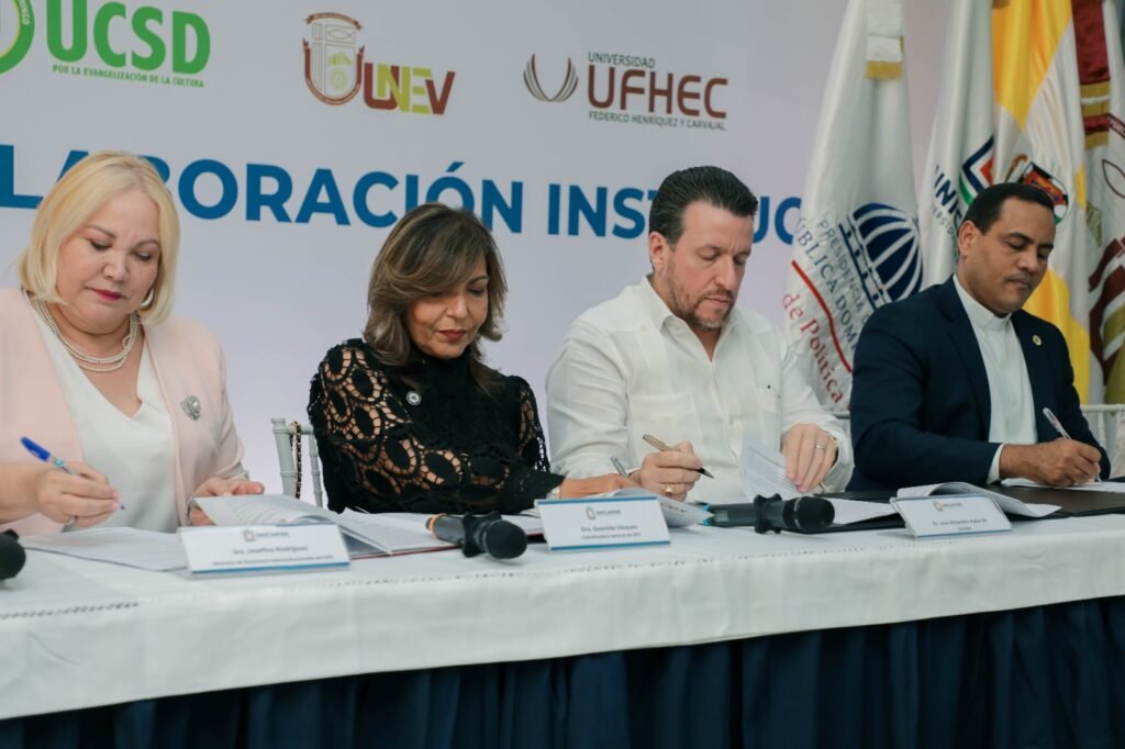 Geanilda Vasquez Y Jose Alejandro Aybar Gabinete de Política Social firma acuerdos con universidades para ampliar pasantías y formación de jóvenes