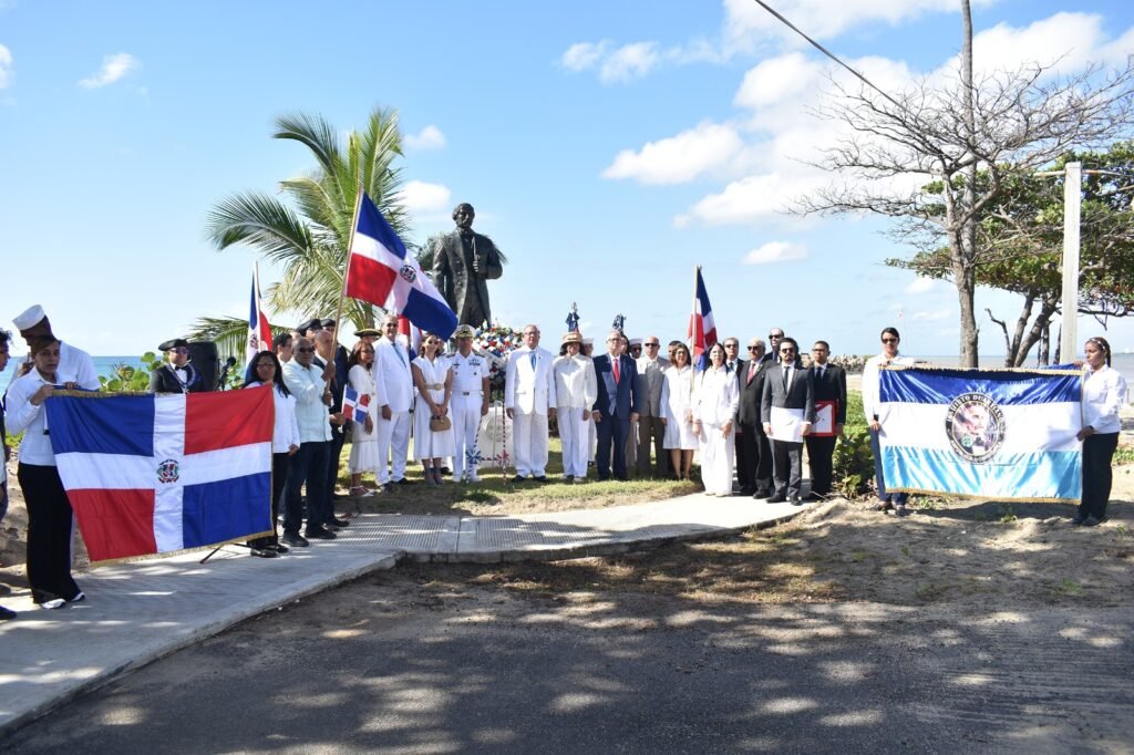 Instituto Duartiano 1 Instituto Duartiano conmemora el 182 aniversario del regreso de Juan Pablo Duarte al país