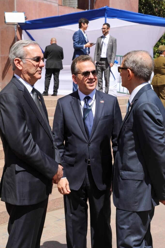 Ito Bisono 2 Ito Bisonó participa como invitado especial en la toma de posesión del presidente chileno