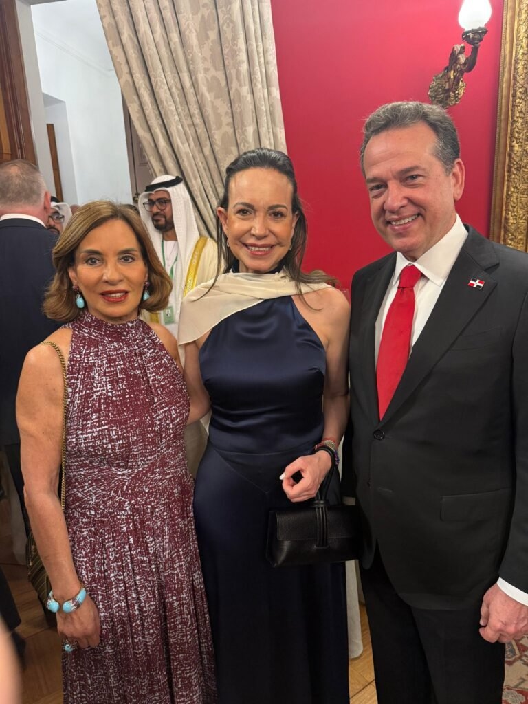 Ito Bisono Ito Bisonó participa como invitado especial en la toma de posesión del presidente chileno