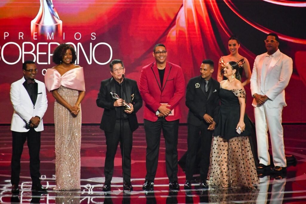 Jochy Santos 4 Jochy Santos recibe el Gran Soberano 2026 en una noche que coincide con los 30 años de su programa de radio