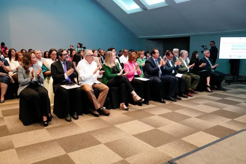 Lanzan plan piloto contra cancer de cuello uterino 1 Lanzan plan piloto contra cáncer de cuello uterino en el país