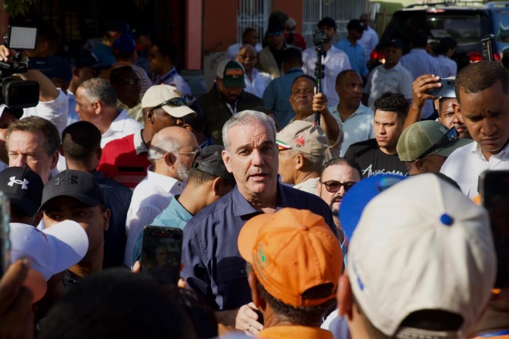 Luis Abinader 113 Abinader ordena intervención integral en Gaspar Hernández; daños por inundaciones estarían cuantificados el miércoles