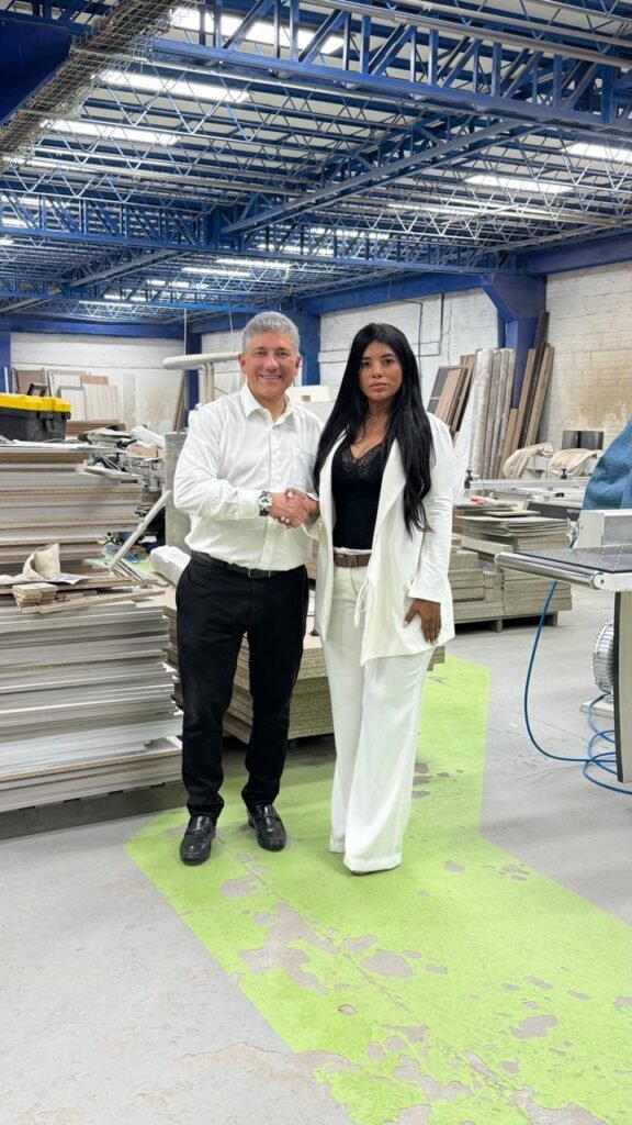 Marleen Lorenzo y otro Empresaria dominicana proyecta negocios por US$8 millones tras alianza con firma colombiana 