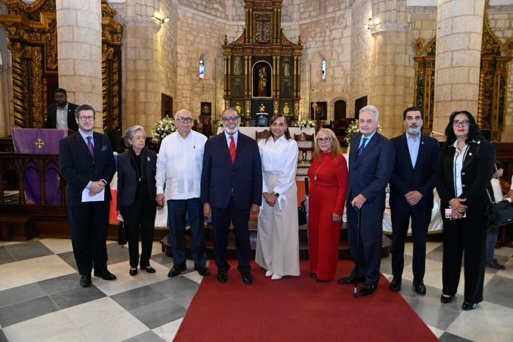 DGDC celebra 64 aniversario y destaca impacto a comunidades 5 Misa por aniversario DGDC celebra 64 aniversario y destaca impacto a comunidades