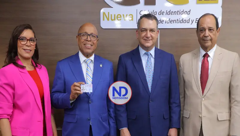 Alfredo Pacheco recibe y respalda entrega de nueva cédula 2 Alfredo Pacheco recibe y respalda entrega de nueva cédula