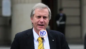 Kast viaja a la cumbre regional de Trump en medio de quiebre con Boric por cable chino