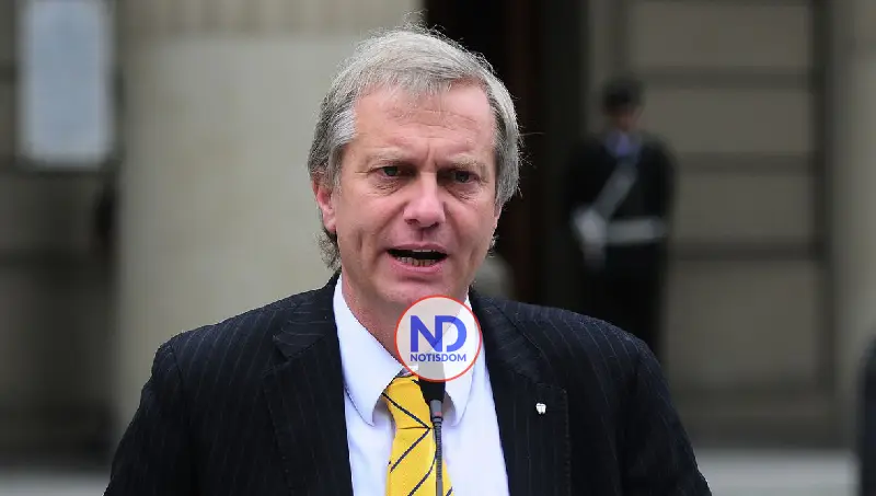 Kast viaja a la cumbre regional de Trump en medio de quiebre con Boric por cable chino