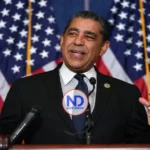 Espaillat lidera presión en el Congreso que precedió a la salida de Kristi Noem del DHS