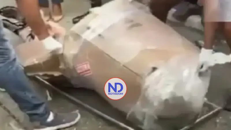 Hallan cadáver de mujer en caja de cartón barrio San Cristóbal