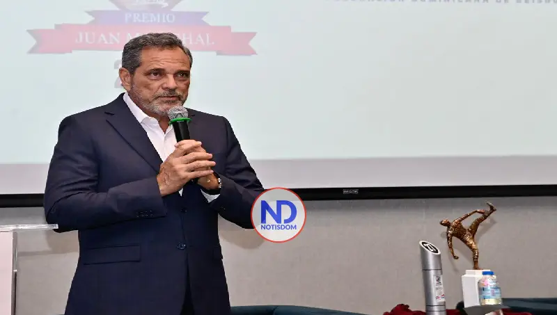 Comisionado de Béisbol espera que RD avance a la final y se corone campeón del Clásico Mundial 2 Comisionado de Béisbol espera que RD avance a la final y se corone campeón del Clásico Mundial