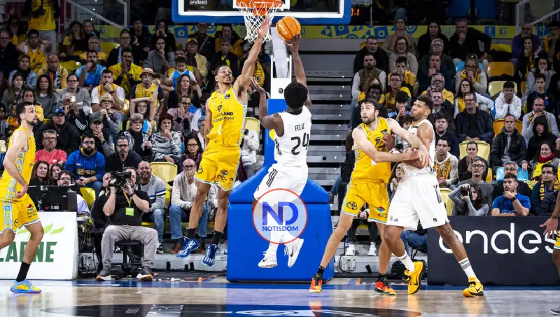 Dominicano Andrés Feliz impulsa victoria de Real Madrid