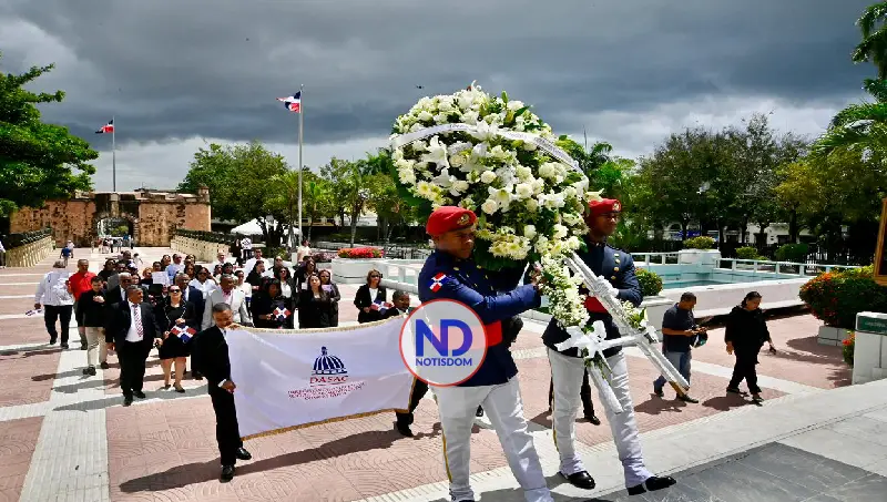 Asistencia Social honra al patricio Francisco del Rosario Sánchez con motivo a su natalicio