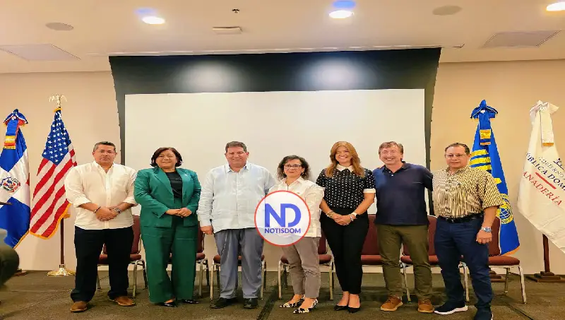 Ganadería inicia capacitación para el manejo y disposición de cerdos ante brotes de PPA