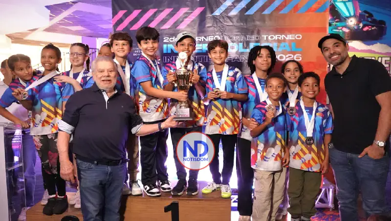 Lux Mundi y Los Prados lideran Copa Intercolegial de Boliche