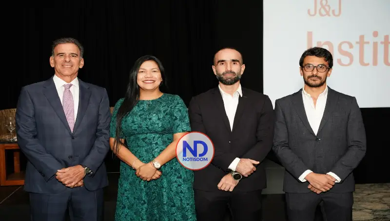 Santiago fortalece sus capacidades con la llegada de avanzado centro de simulación para cirugía mínimamente invasiva