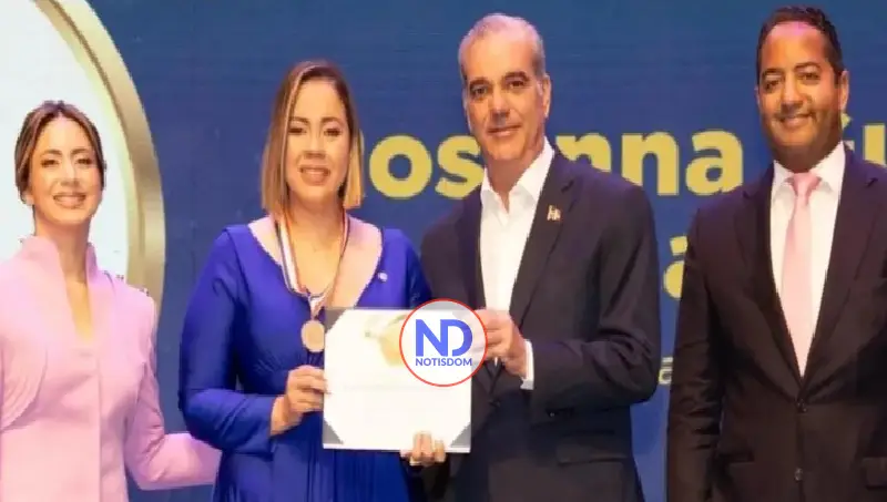 Reconocen a Rosanna Santana por su labor en favor de la inclusión social