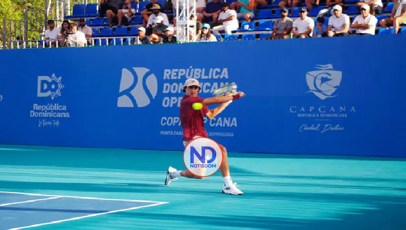 Adam Walton remonta ante Miomir Kecmanović y avanza a semifinales en Cap Cana