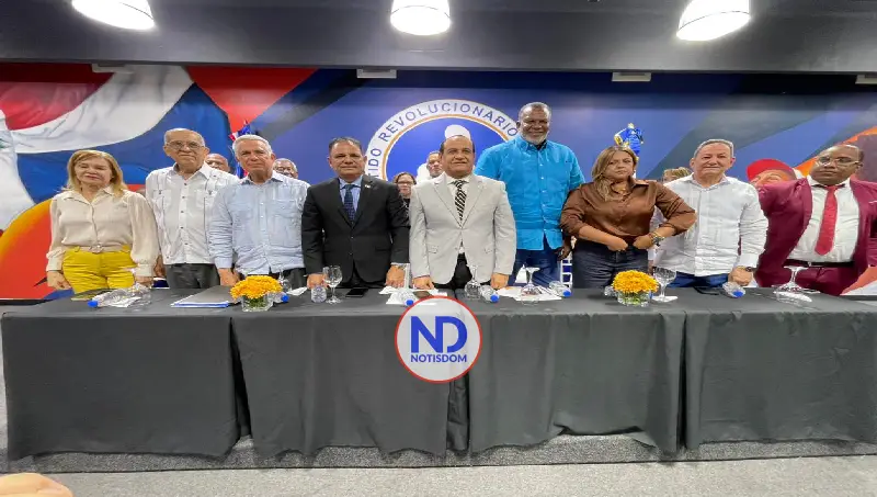 Asemsor solicita a Luis Abinader aceptar la presidencia del PRM