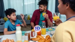 ¿A qué hora deberías desayunar realmente?, expertos responden