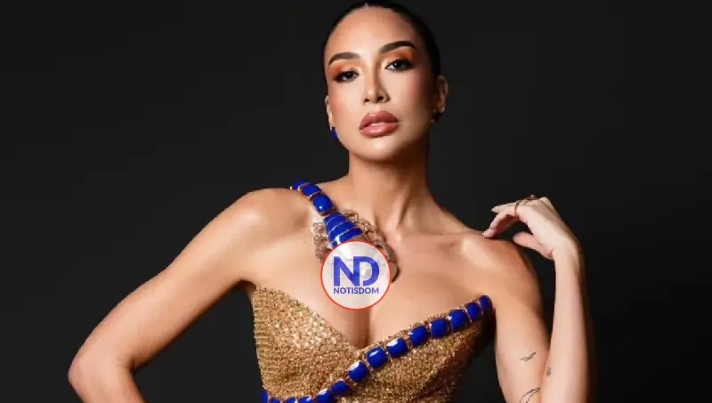 “Veneno”. Un vestido de Luis Domínguez para Gabi Desangles