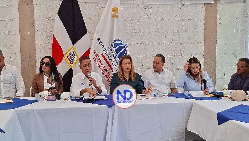 Gobierno acelera construcción y remozamiento de escuelas en San José de Ocoa