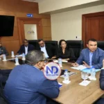 SNS y MAP dialogan sobre mejoras en gestión del personal de salud