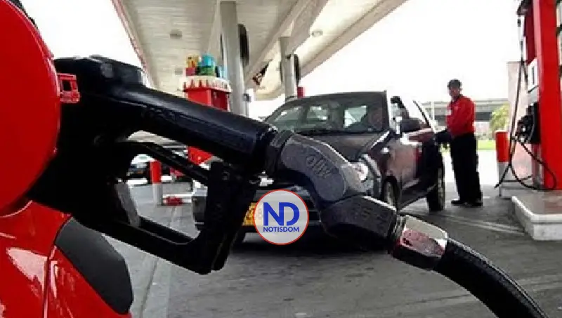 Gobierno sube otros 10 pesos a precios gasolinas; congela el gas