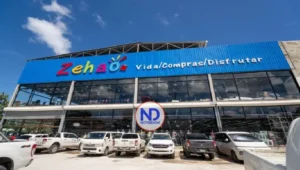 Ministerio de Vivienda cierra una plaza comercial en Las Terrenas