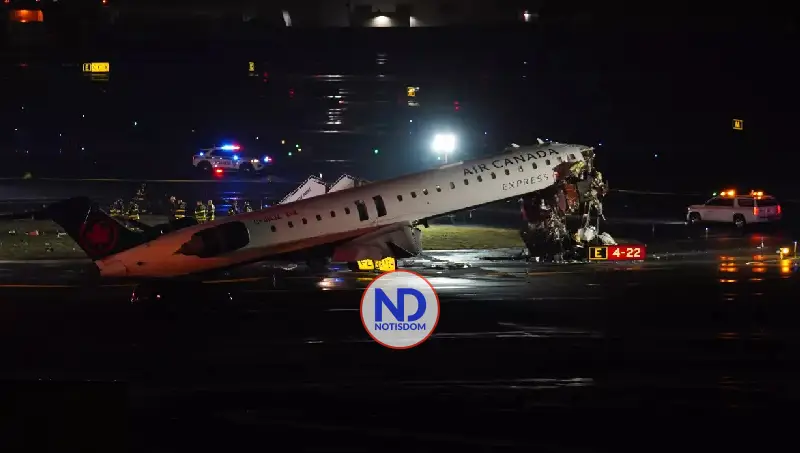 Mueren pilotos en choque avión y un camión bomberos en Aeropuerto de Nueva York